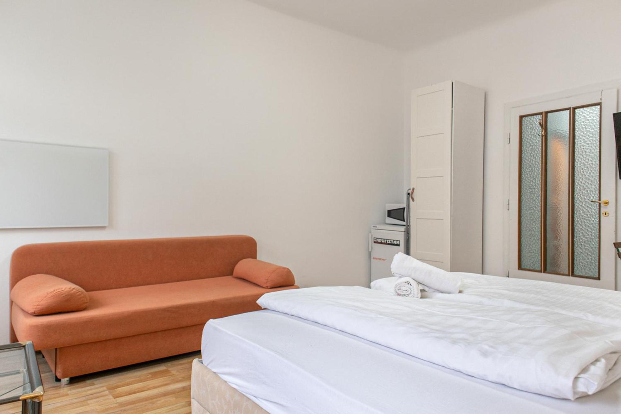 Apartmán Budget - Near Wiener Stadthalle Ideal For Longstays *