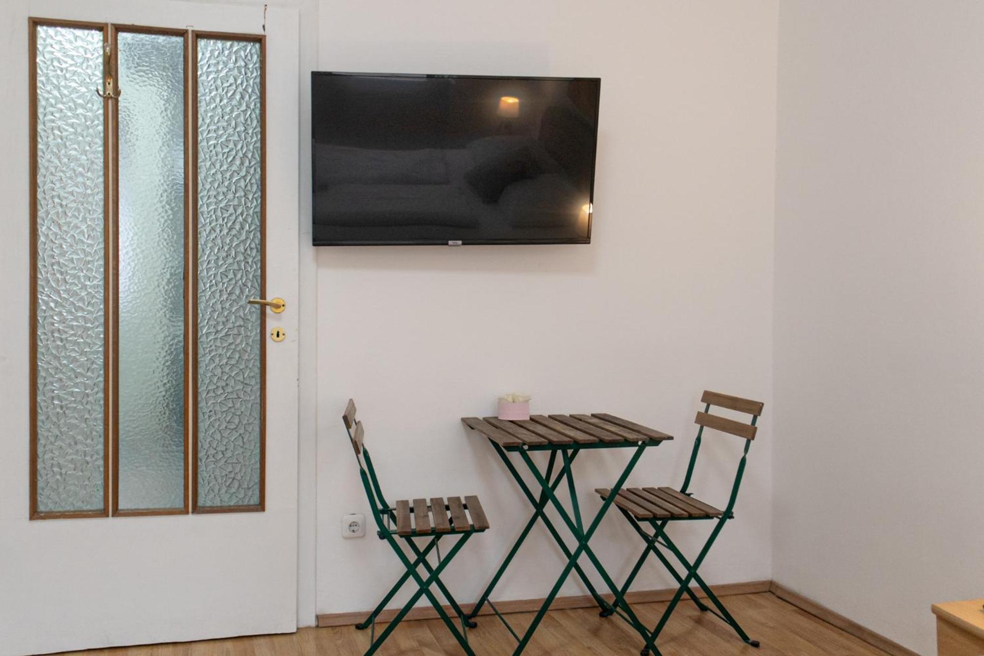 Apartmán Budget - Near Wiener Stadthalle Ideal For Longstays Vídeň