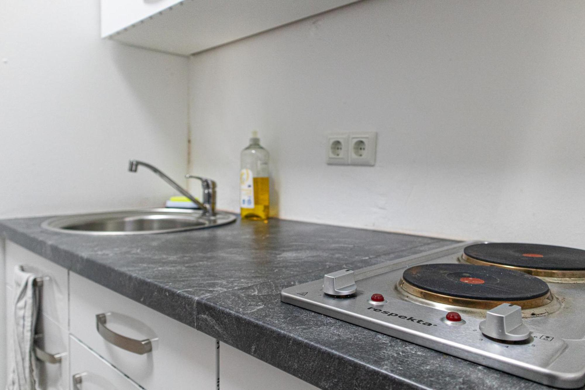 Apartmán Budget - Near Wiener Stadthalle Ideal For Longstays *
