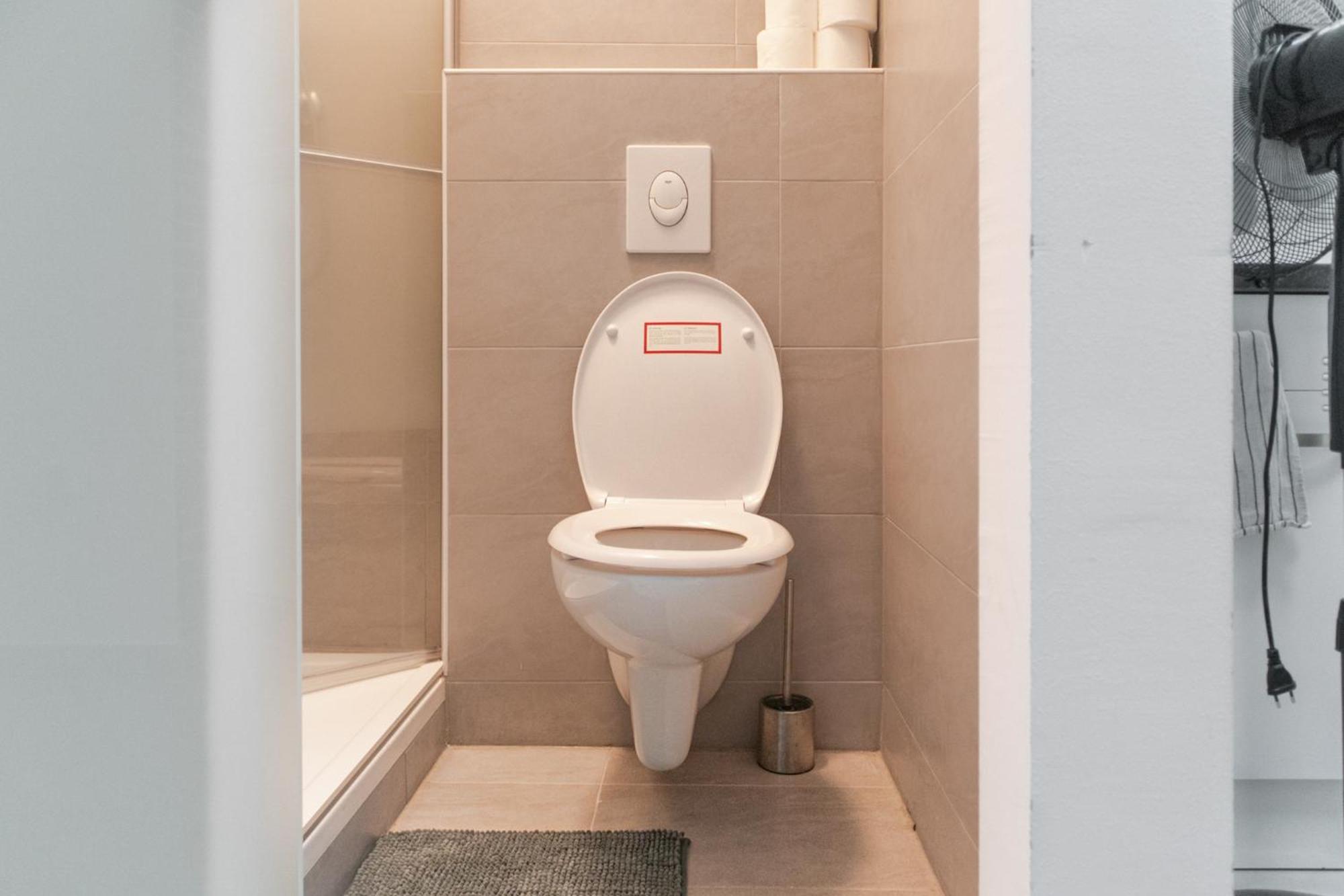 Budget - Near Wiener Stadthalle Ideal For Longstays Apartmán